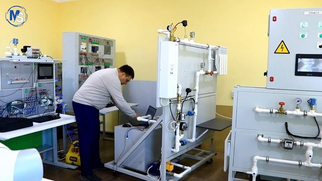 Лабораторный стенд 1.3. Насосные станции со SCADA