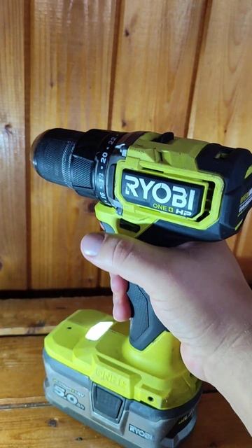 Бесщеточный шурупoвеpт Ryоbi RDD18C