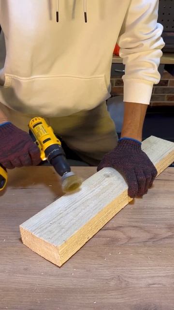 БРАШИРОВАНИЕ ШУРУПОВЕРТОМ #инструмент #мастер #шурупо