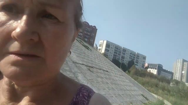 идем на пляж. Вода теплая