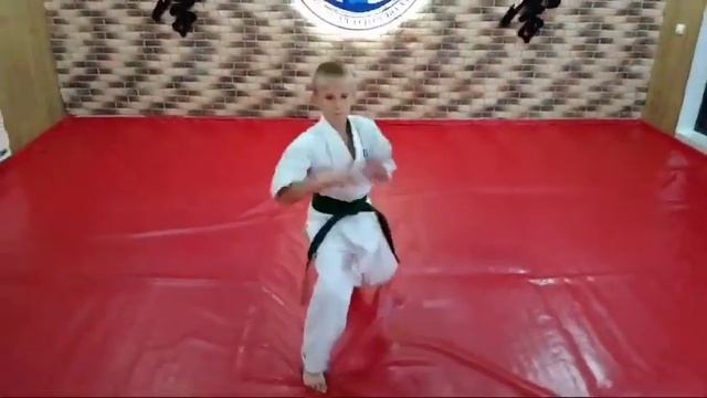 Пинан Соно Сан 3 Пинан в Киокушинкай каратэ 🥋