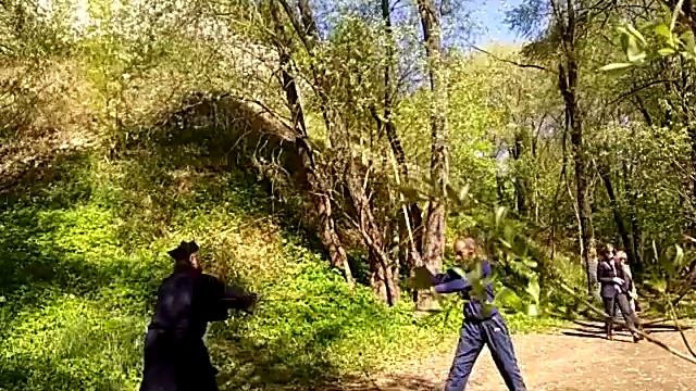 Ди ши сы дун. Фрагмент первый. Тай цзи гунь фа.  Парная р