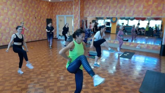 ФУНКЦИОНАЛЬНЫЙ ТРЕНИНГ ЦЕЛАЯ ТРЕНИРОВКА / FUNCTIONAL TRAINING / ГРУППОВАЯ ТРЕНИРОВКА