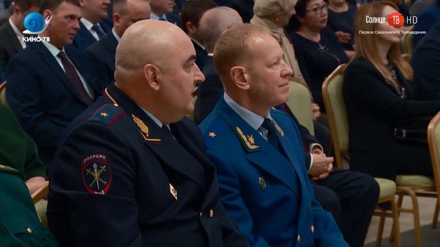 11.12.18 В островной столице официально представили нового ВРИО губернатора Валерия Лимаренко