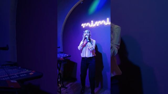 Ef67e909707b4e4827bf268e1a6717ae