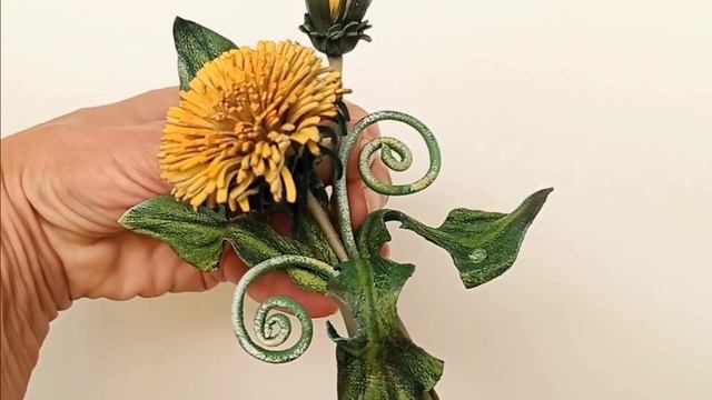 Брошь из кожи Желтый одуванчик.    31 июля 2024 г.