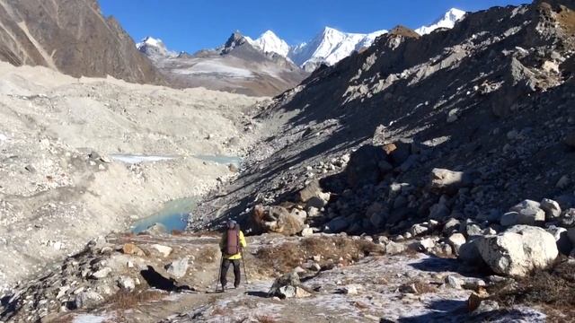 Непал 2016 Сагарматха 19 апреля идём через морену, спуск из Драгнака