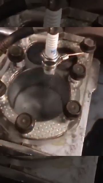 Процесс сгорания топлива внутри двигателя