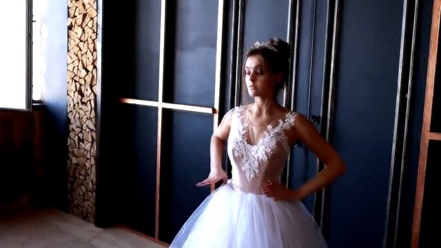 Новая коллекция свадебных платьев 