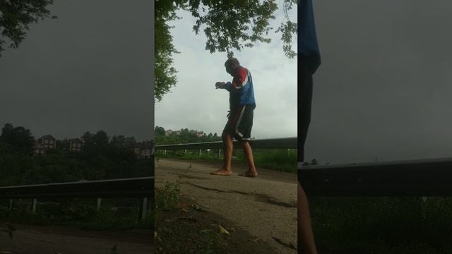 Switch( переключатель) при ударах ногами.