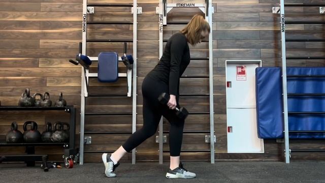 Сплит присед с узкой постановкой ног