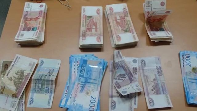 БОЗДОШТИ ЯК МУҲОҶИРИ ТОҶИК БО ЯКУНИМ МИЛЛИОН РУБЛ ДАР ФУРУДГОҲИ СУРГУТ