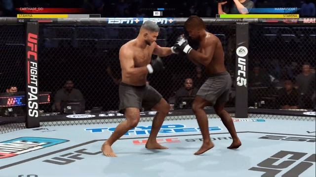 Пробуем себя в онлайн карьере игрока в UFC 5