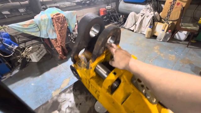 ПОВОРОТНАЯ ТУМБА JCB 3CX