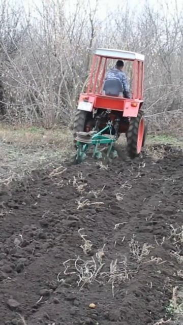 т 25 и плуг 1 320