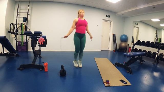 Праздничная тренировка с гирей и скакалкой - зарядка д