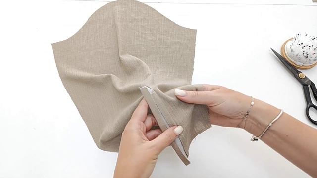 Как обработать разрез рукава планкой