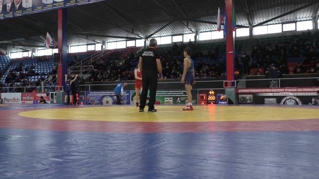 Хизриев Бувайсар (Цумадин.р-н.) - Гаджимурадов Завур (Хас.р-н.)