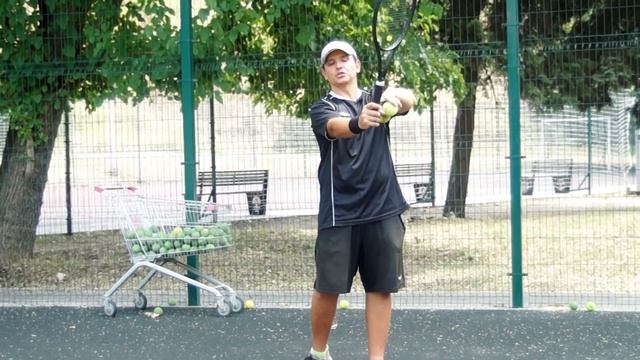 Как построить теннисный удар не выходя на корт