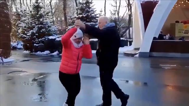 РОЗЫ АЛЫЕ АЛЫЕ АЛЫЕ!!!@ХАРЬКОВ ТАНЦЫ #kharkiv