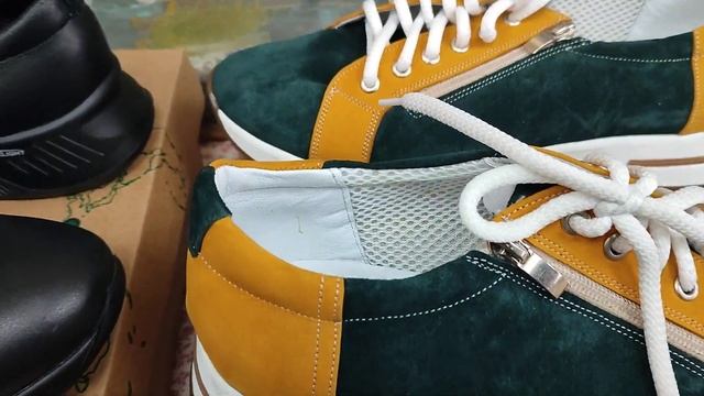 Женские туфли спорт-комфорт 41,42,43,44 размера из натурал?