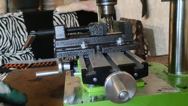 DIY вешалка по цене ступенчатого сверла