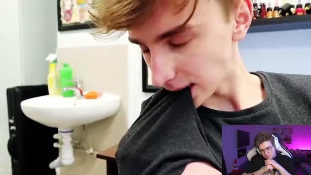 ШАРФ СМОТРИТ, ВЛАД А4-МИЛЛИОНЕР, КОТОРЫЙ УКРАЛ ВООБЩЕ В