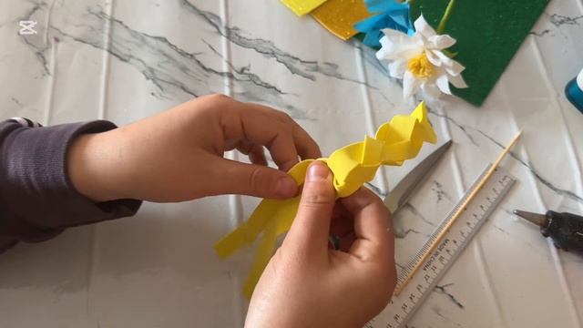 Простой способ! Роза из глиттерного фоамирана Flores De Fomi