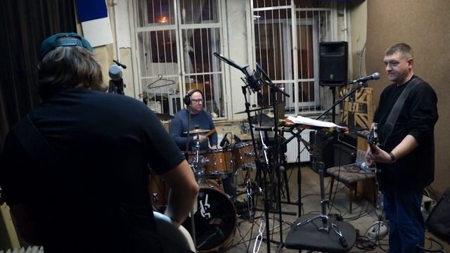 Рок-группа Диверсия (Байконур), репетиция в Санкт-Пете?