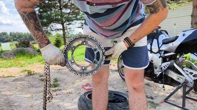 Замена цепи и звёзд GSX R .  Почему не стоит делать НЮАНС?