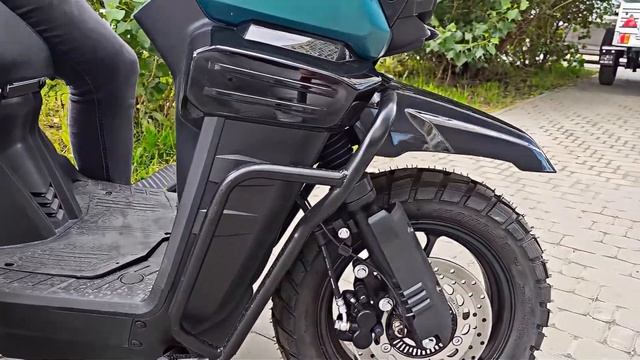 Скутер VECTOR. Мотосалон ТАТ-МОТО, Казань. Часть 17.