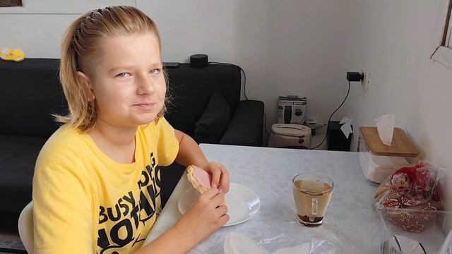 VLOG: Утро в нашем заведении / Сирены в Хайфе / Привет, сос