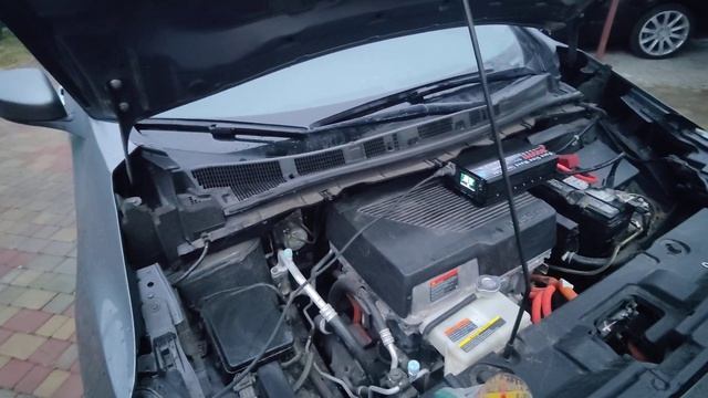 Живлення будинку від автомобіля. 220 вольт від Nissan Leaf че