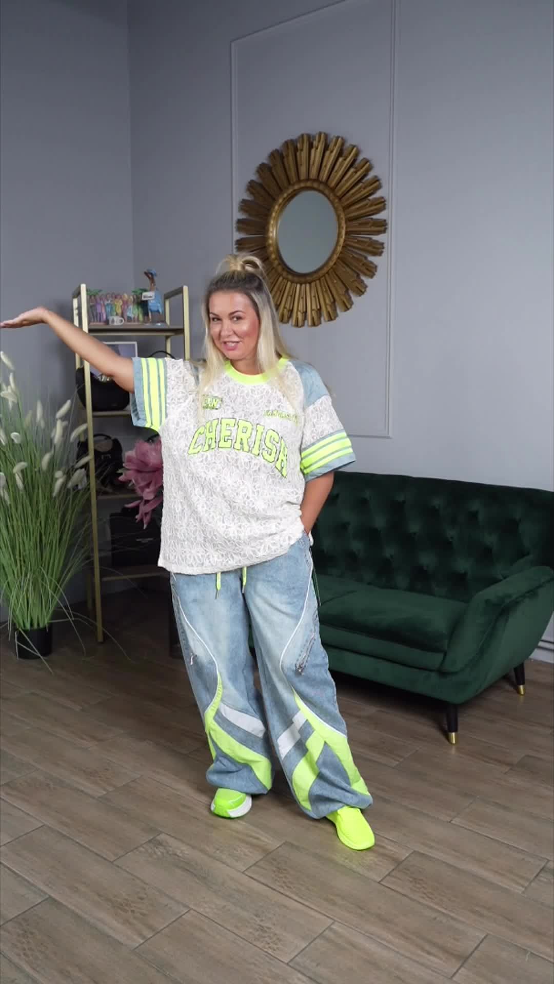 Бермуды, жара и стиль: новинки FiDJI в прямом эфире