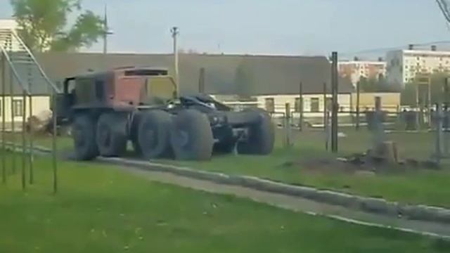 МАЗ против пенька