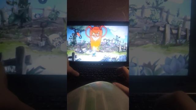 играю Cuphead убиваю сад картошку🥔🥔 лук🧅🧅 морковку🥕🥕