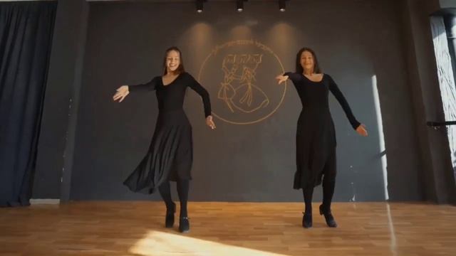 Грузинская пасторальная . Поет ансамбль Зарзма.