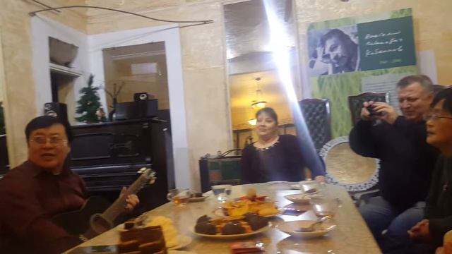 Поют Амар и Болд. Монгольская  песня