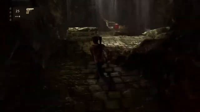 Девушка стримит UNCHARTED: Судьба Дрейка 2 АВИАКАТАСТРОФА