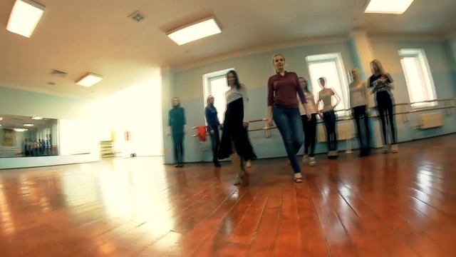 6d94b9b44afed778460ef58a4b5d1a2c