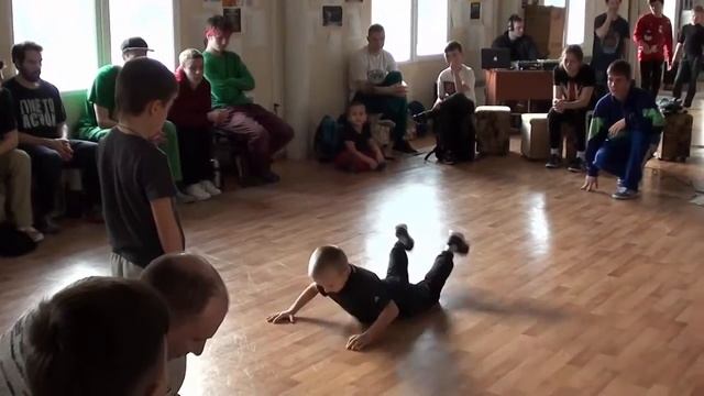 Номинация начинающие  Батл  Крокодил  BBoy Торнадо
