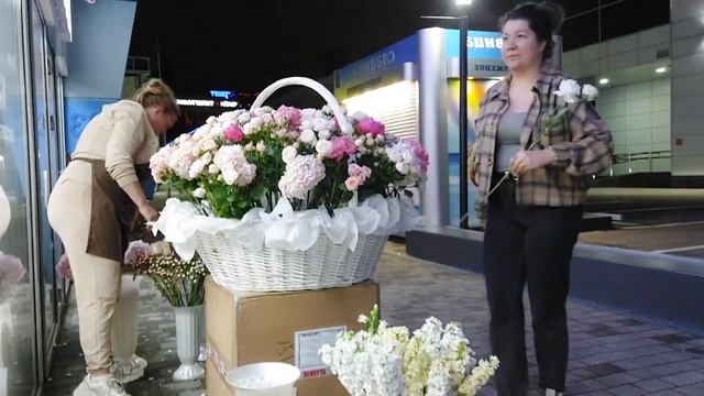 Корзина цветов на 100 000