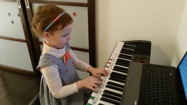 Софийка 4 г.- Кан кан (Ж.Оффенбах)