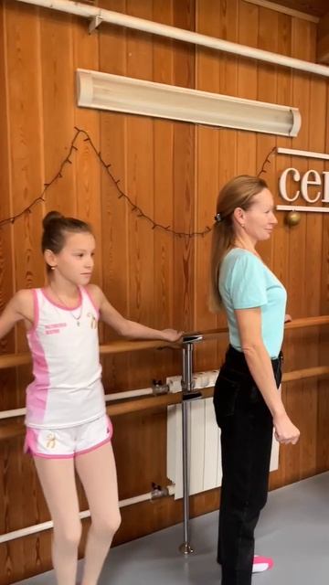 А мы с мамой ходим парой! #балет #тренировка #вместе #мама