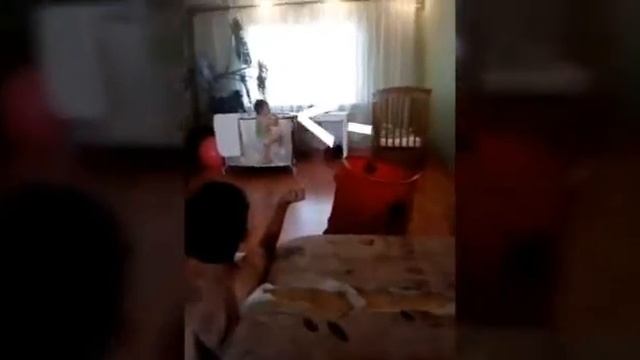 1 прикол над сестрой