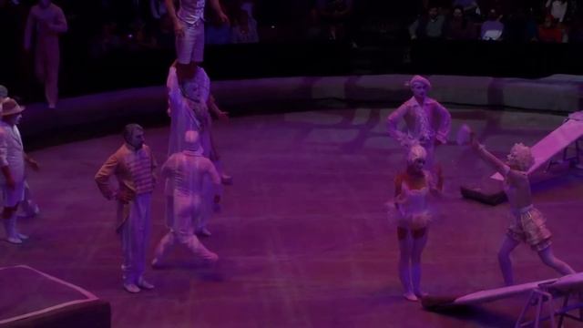 Акробаты на подкидных досках (2013)