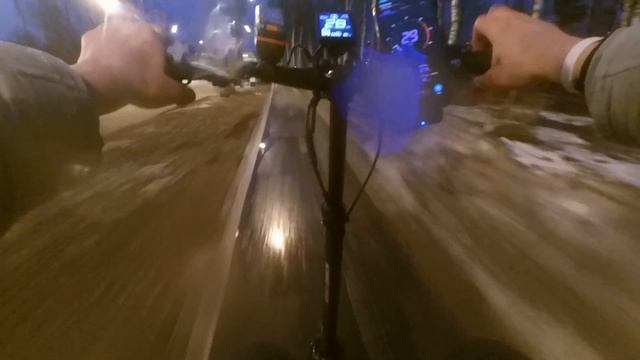 КАТАЮСЬ НА МАКСИМУМ ПО ВЕЛОДОРОЖКЕ НА ЭЛЕКТРОСАМОКАТ?