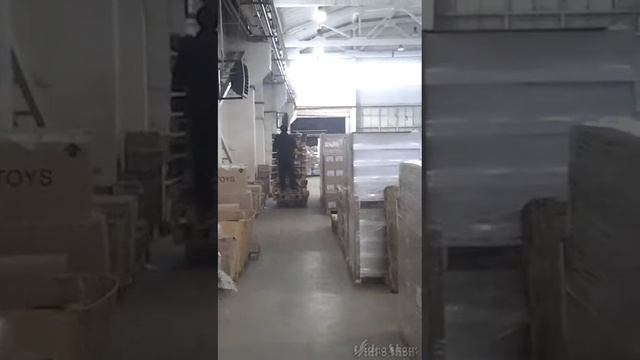 Приколы на складе