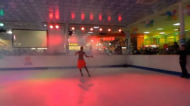 Хула-хупы на пластике