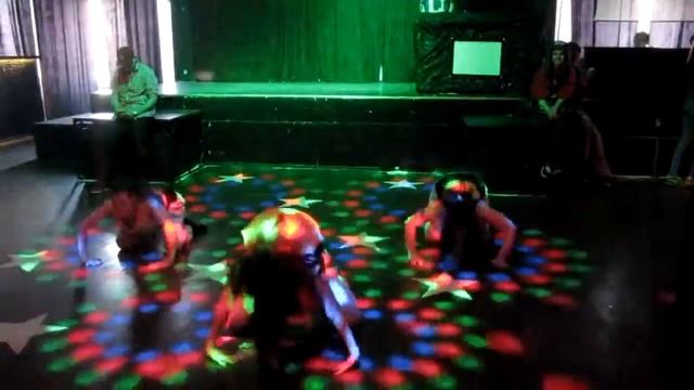 хип хоп бурлеск